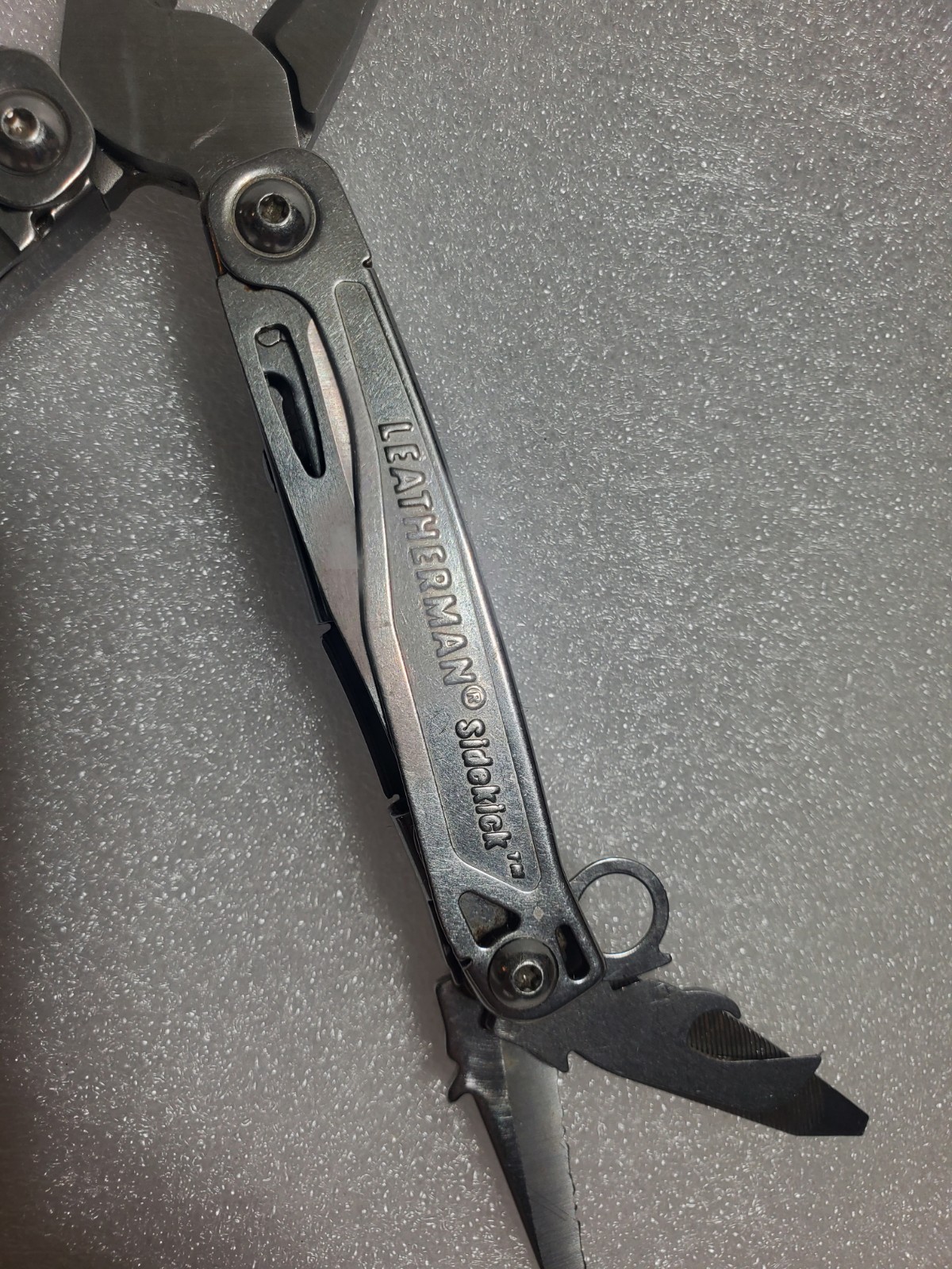 Leatherman Sidekick Multi-tool Stainless Steel With Clip Knife Pliers Saw