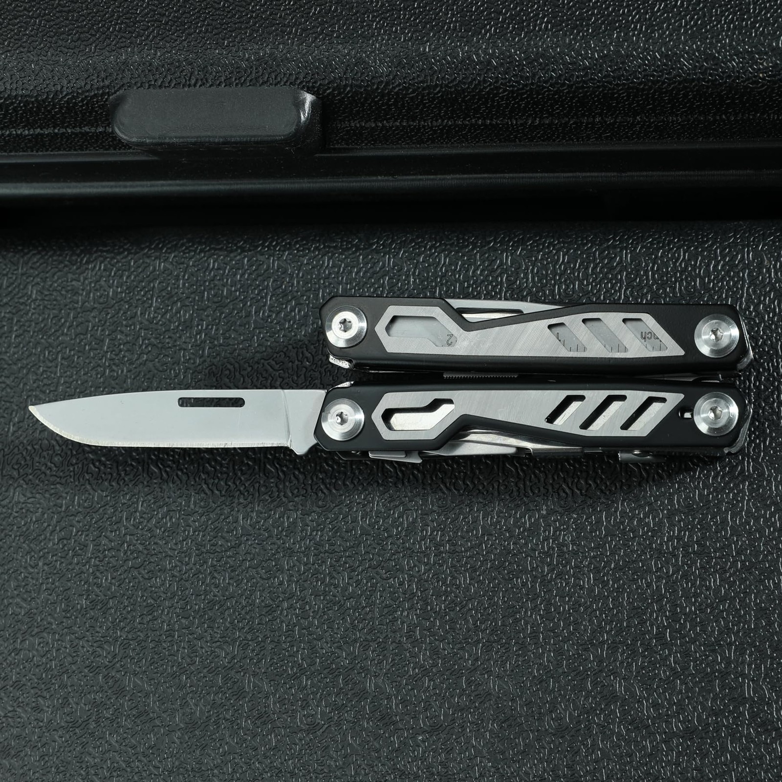 16-in-1 Compact Multitool, Full-Size, Multi Tool for DIY, High-Grip Black Han…