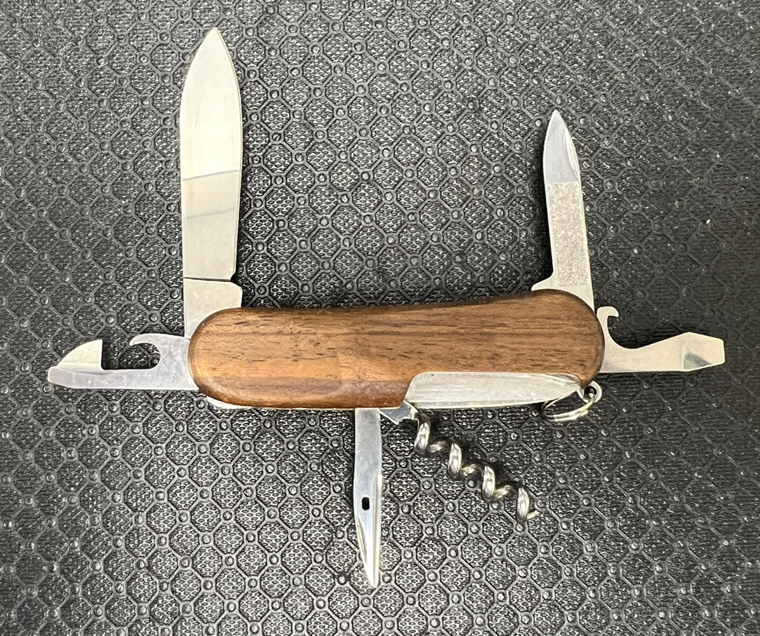 Victorinox–Delemont Evolution 10 -Swiss Army – 85mm Wood