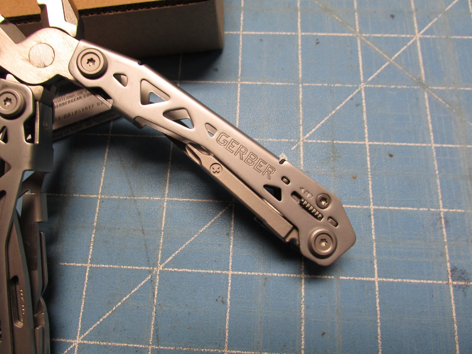 gerber suspension NXT multi-tool pliers free shipping