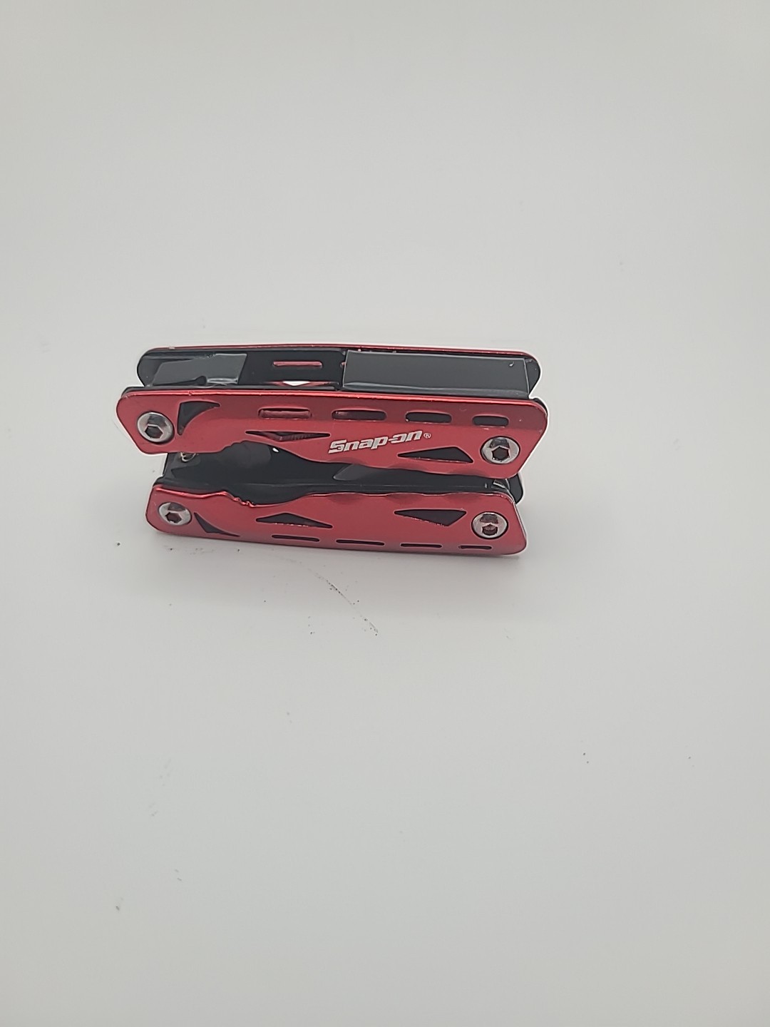Snap-On Tools Red Multi-Tool Folding Pocket Knife w/ Pliers – Compact EDC Tool