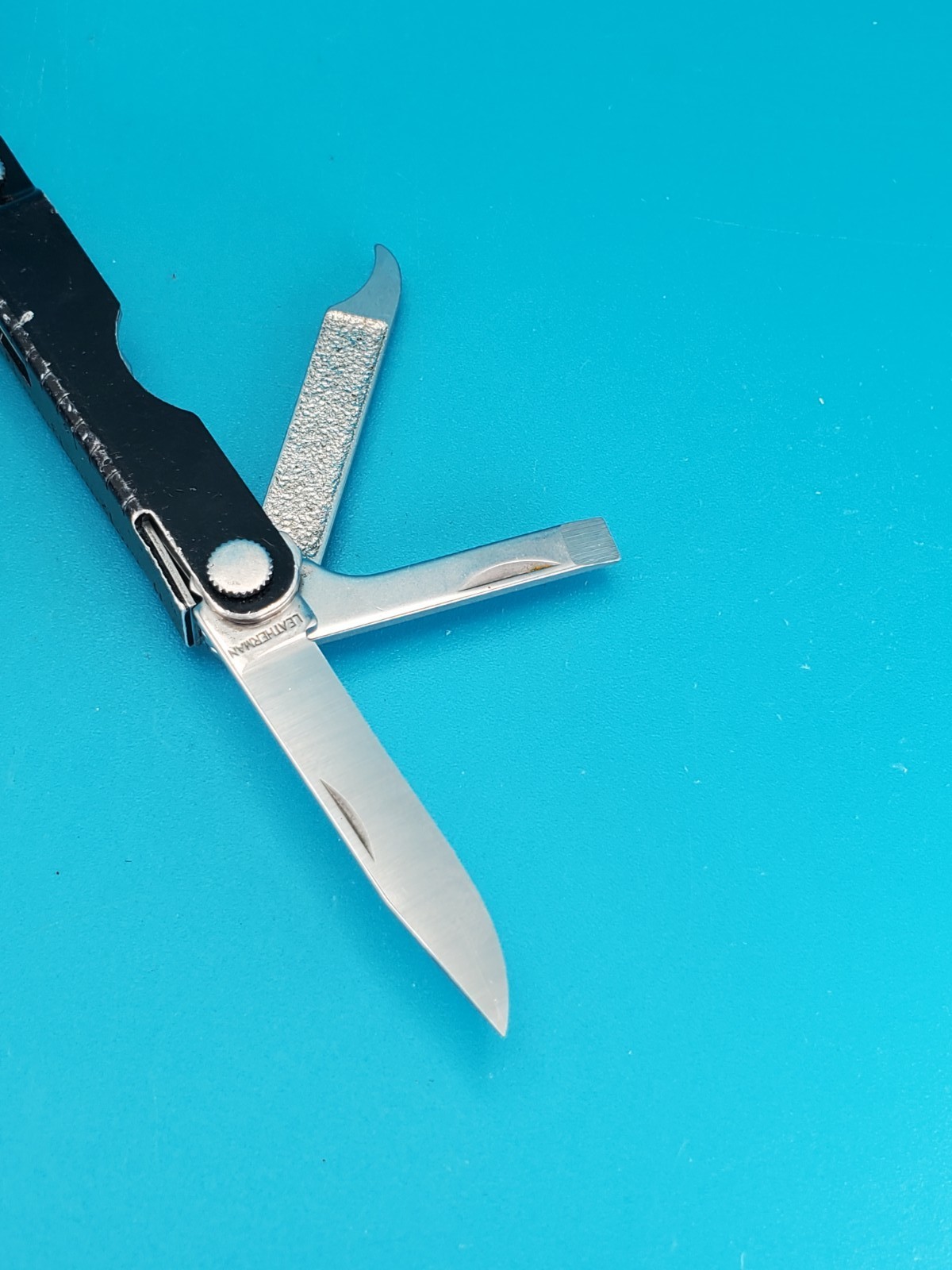Leatherman Micra Multi-Tool, Knife, Scissors, Key Ring, Black!