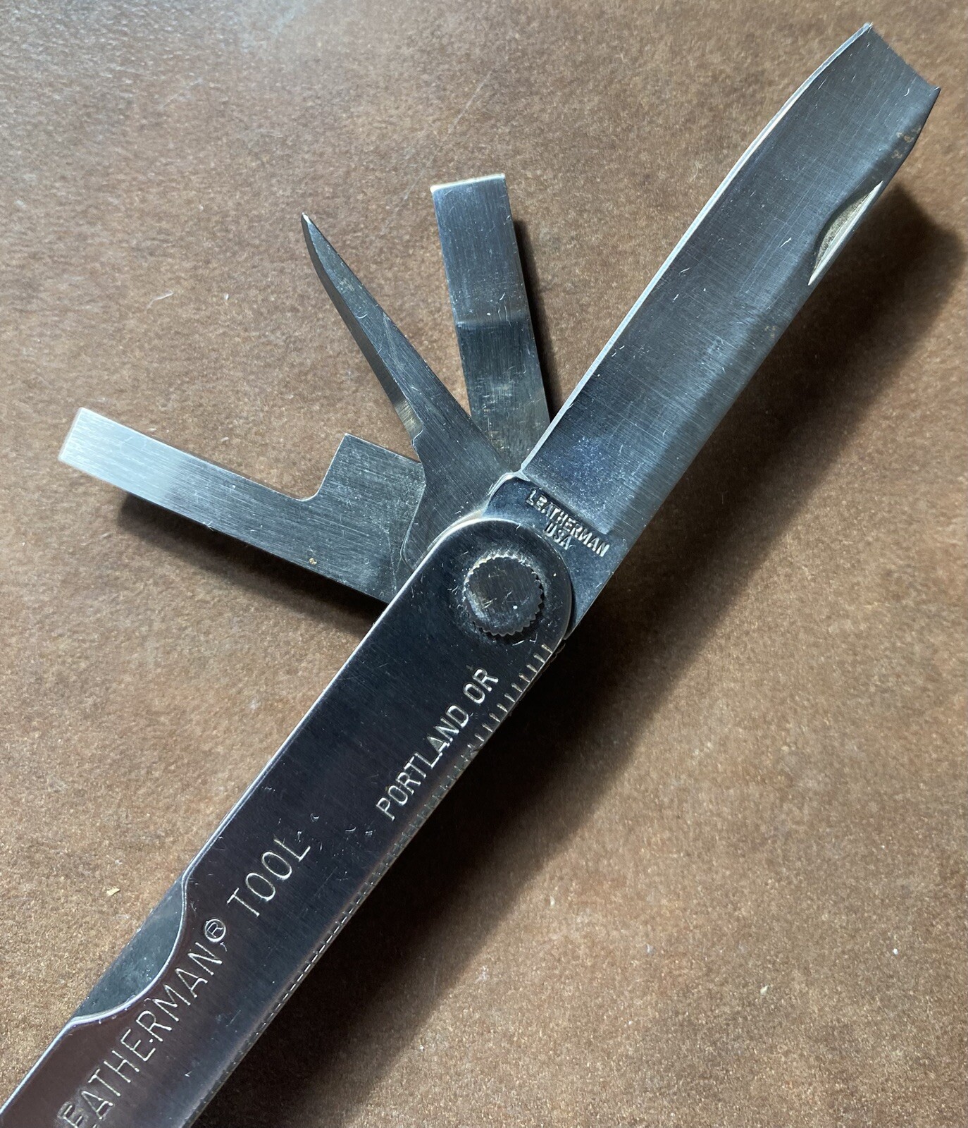 Leatherman Tool Portland Oregon US Reg TM 1325473 Vintage