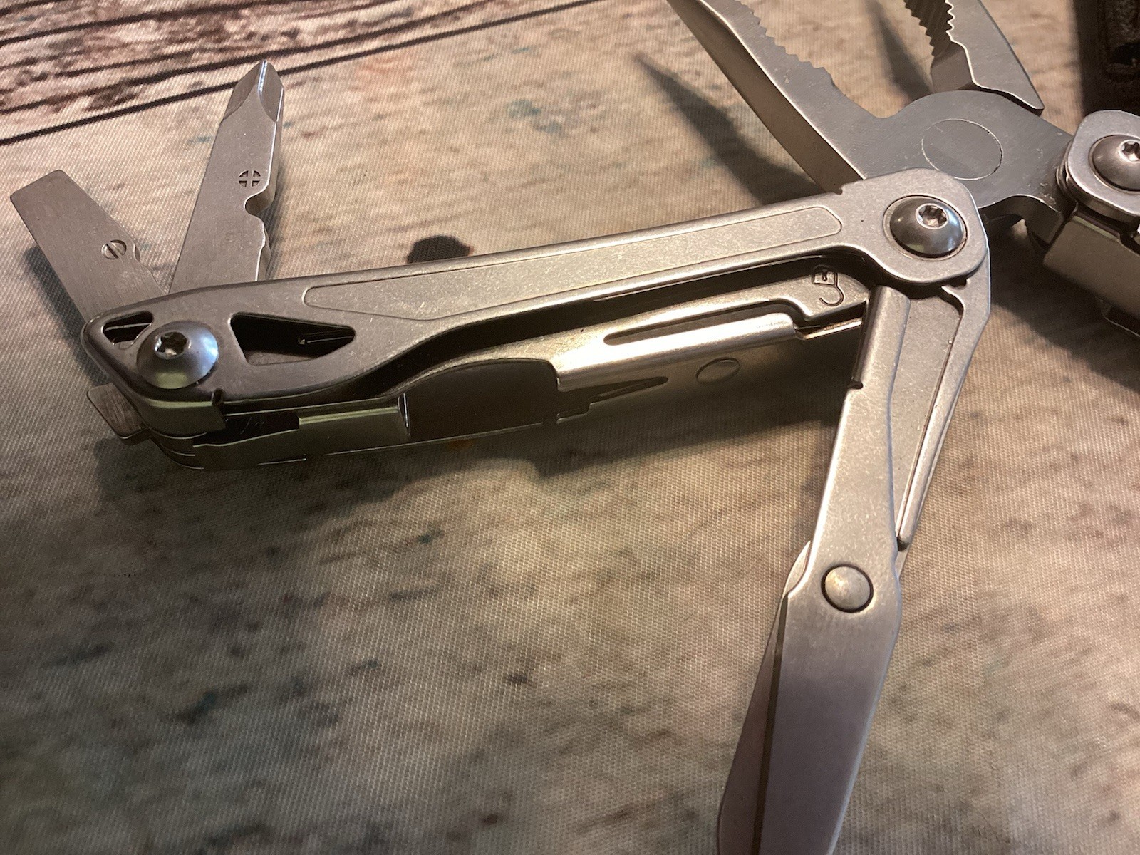Leatherman Wingman Multi-Tool