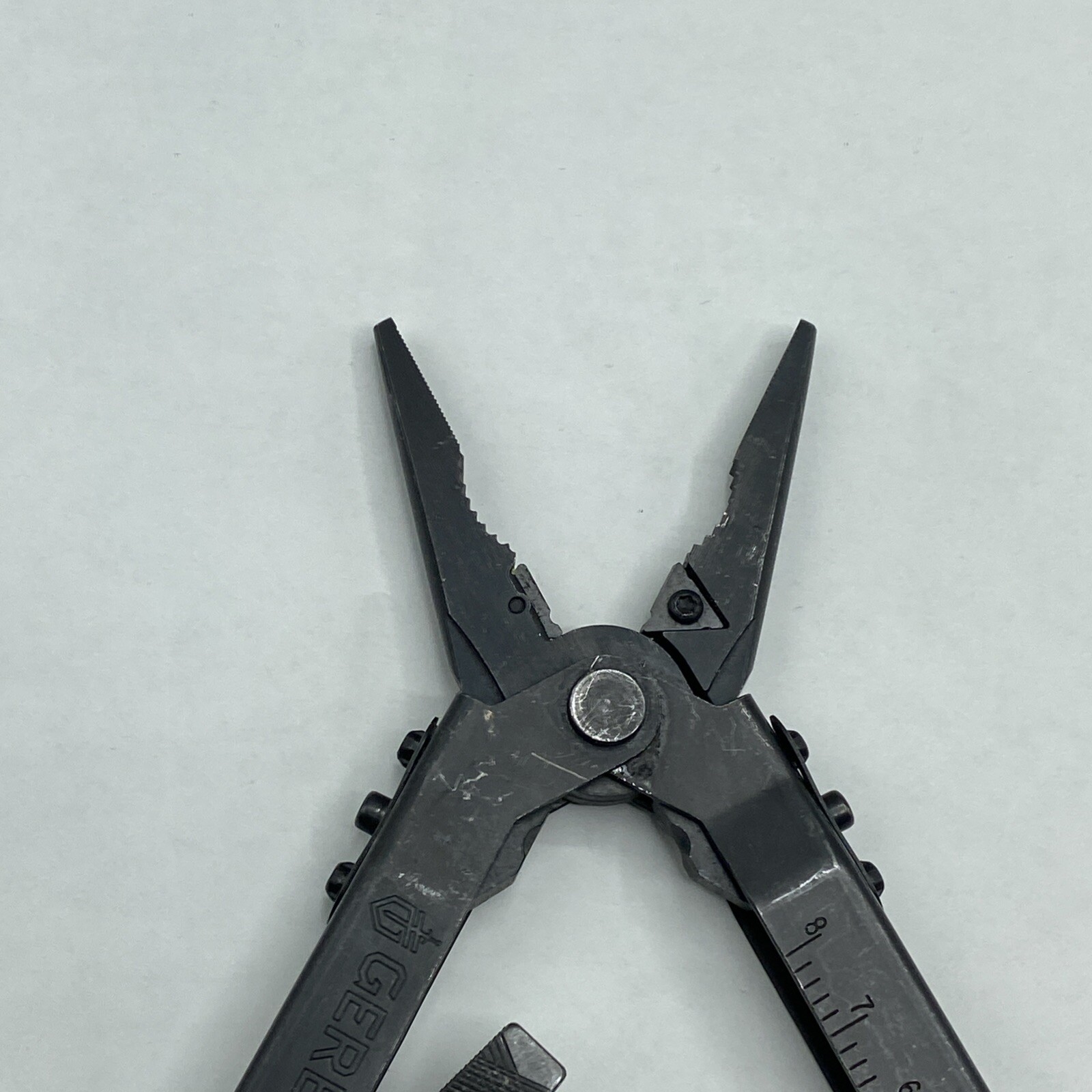 Gerber MP 600, Carbide Cutters, Needlenose – Black