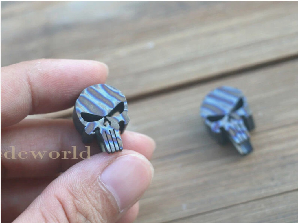EDC Flame TC4 Titanium Punisher Skull Parachute Cord Lanyard Bead Pendant DZ-01F