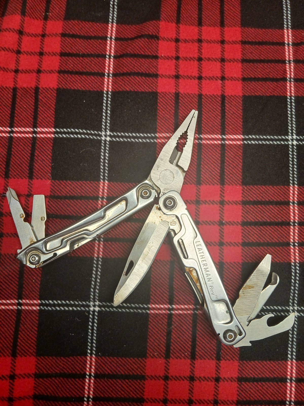 Leatherman Rev multi-Tool Blade is missing tip
