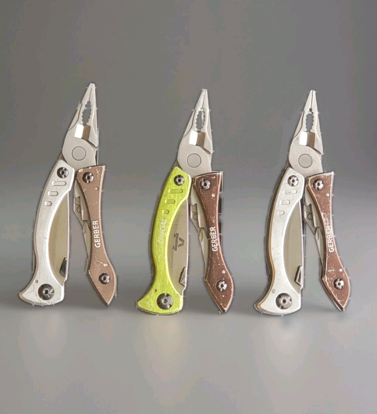 Gerber (3x) CRUCIAL Multi-Tools (1x Green, 2x Brown)