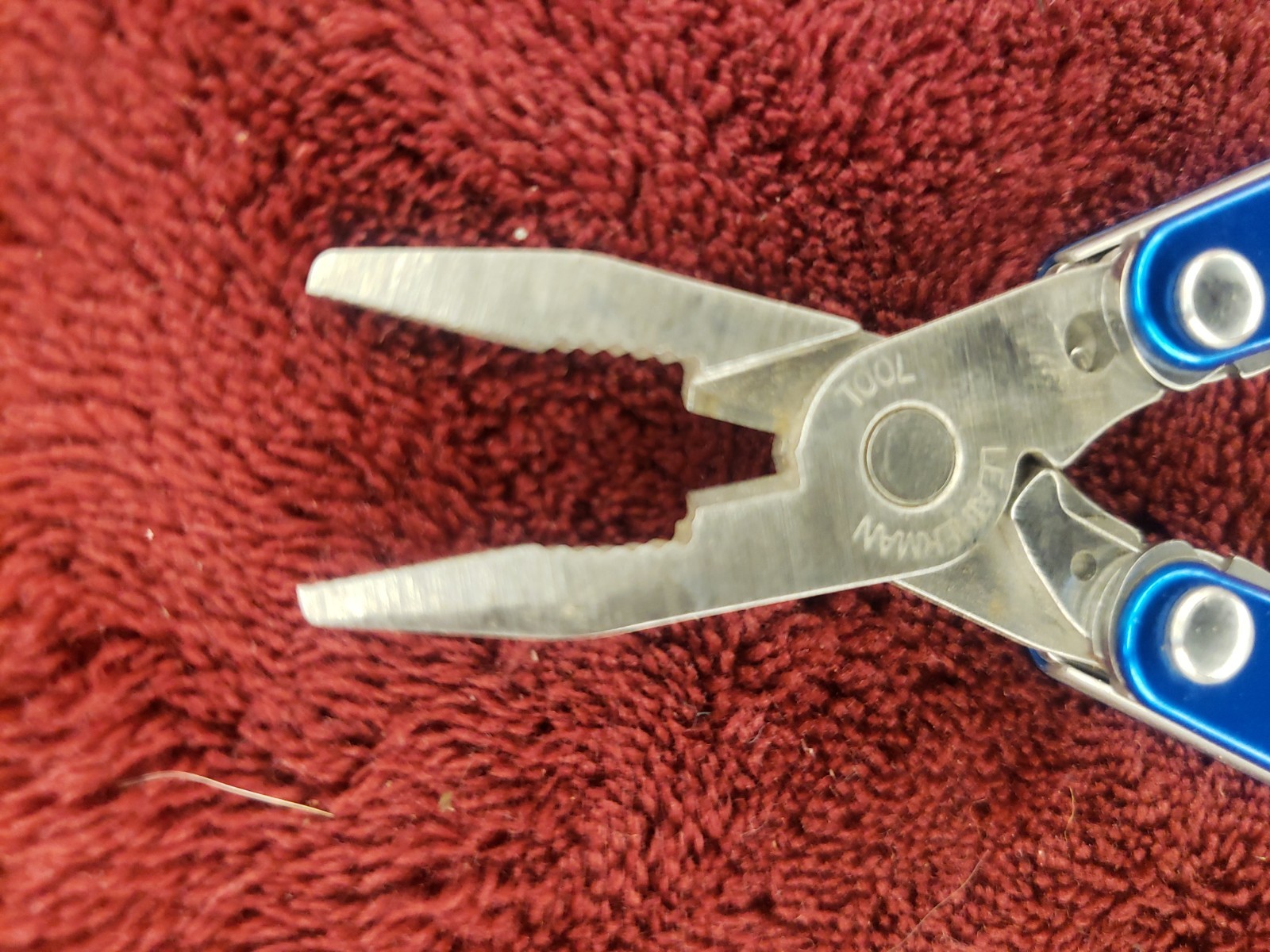 🔴🔴 Leatherman Squirt P4 Multi-Tool Blue Keychain