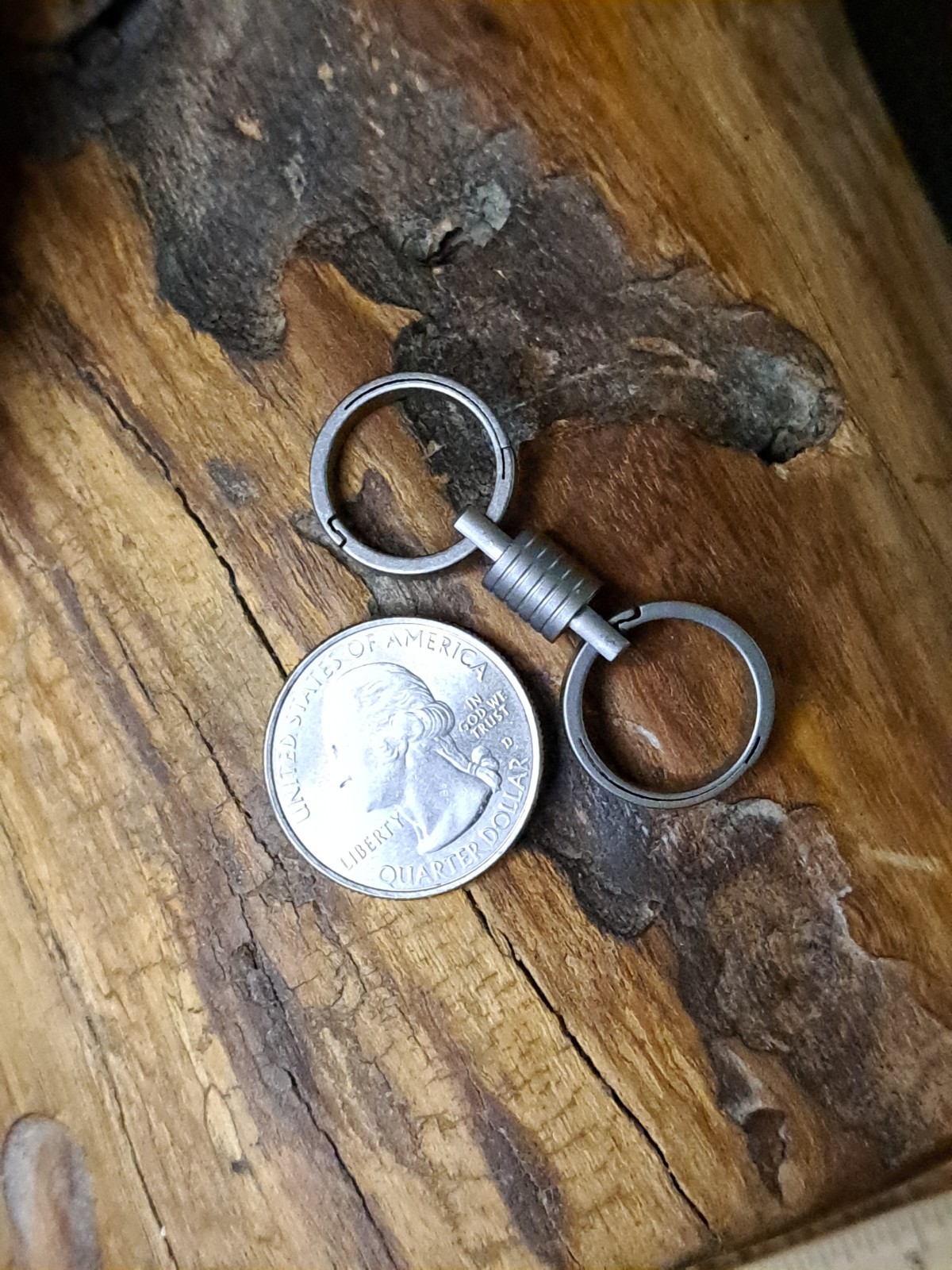 Pro Mini Series Titanium Swivel With 17.5mm Titanium Quicksnap Keyrings