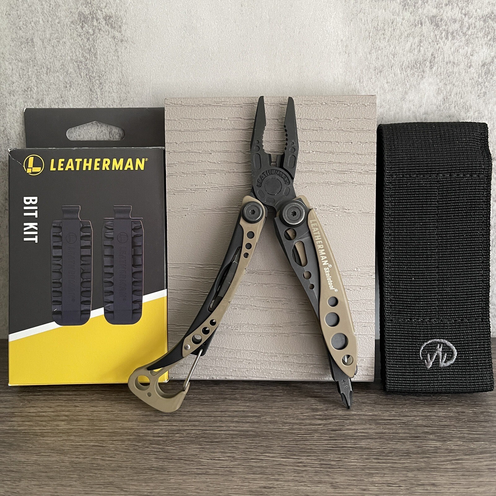 NEW Leatherman Skeletool Coyote Tan multi tool, Leatherman Bit Kit, MOLLE sheath