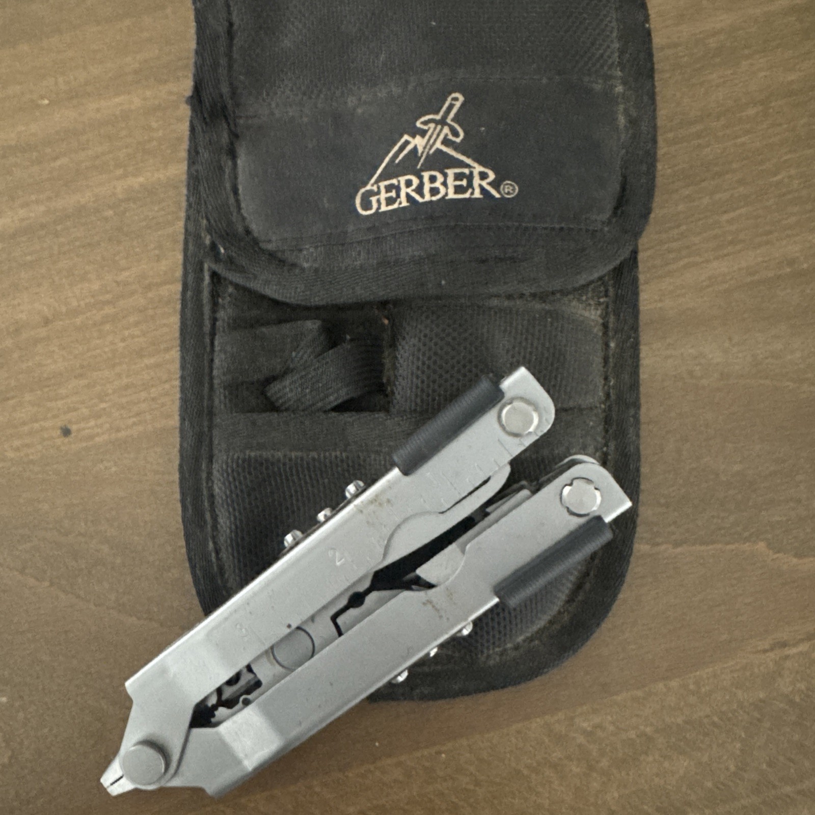 GERBER LEGENDARY BLADES MULTITOOL