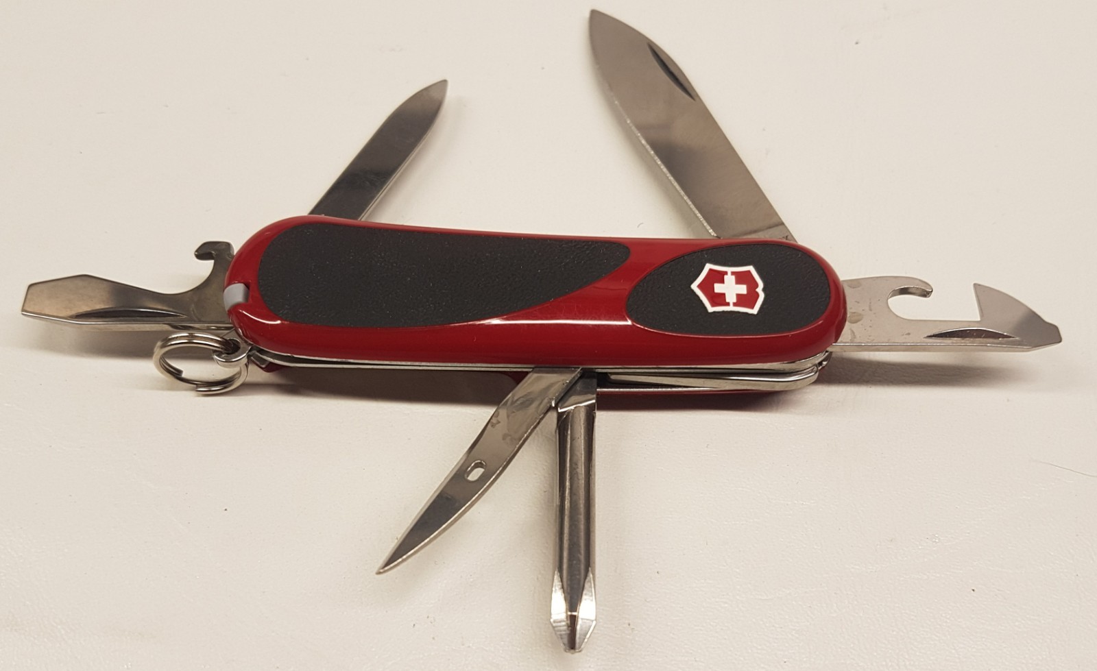 Victorinox Swiss Army Knife EVOLUTION GRIP 11 Red NEW old stock original box