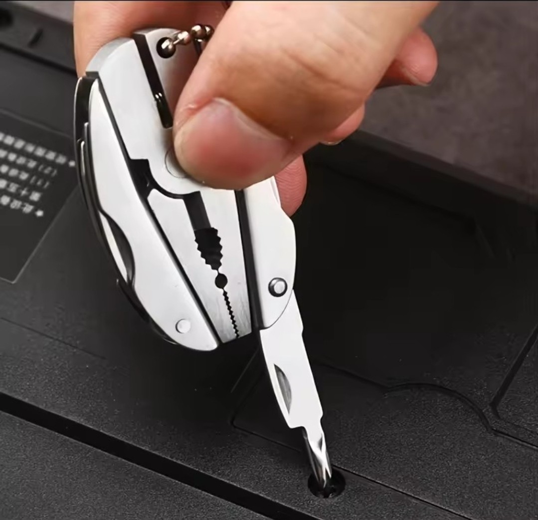 Mini Keychain Multi-Tool Pliers EDC Pocket 7-in-1 Stainless Steel Survival Tool