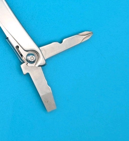 Leatherman Bolster 13 Tool Stainless Steel Multi-Tool!