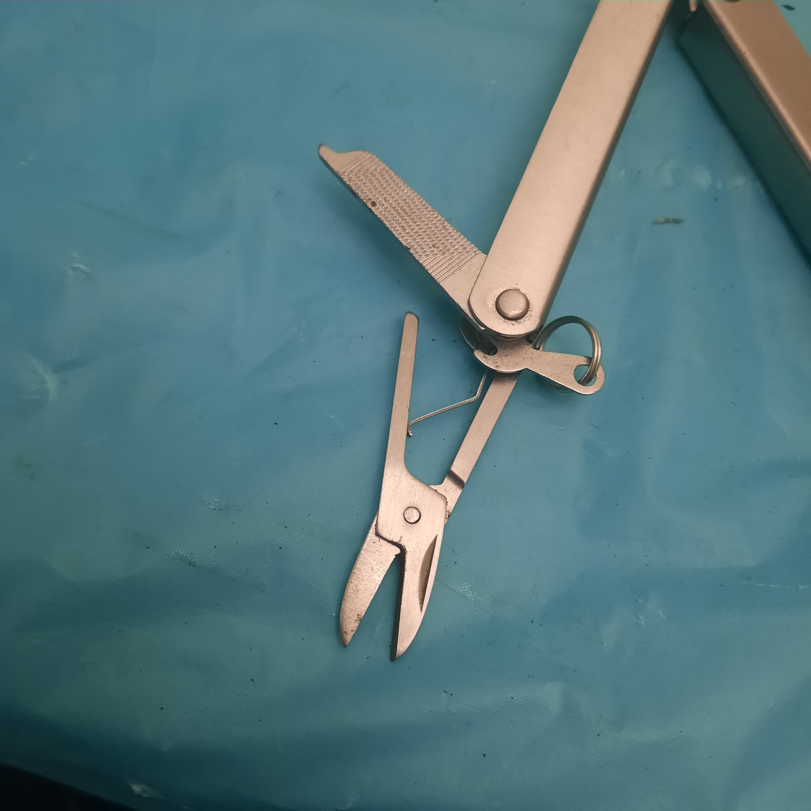 Mini Pocket Utility Tool 4″