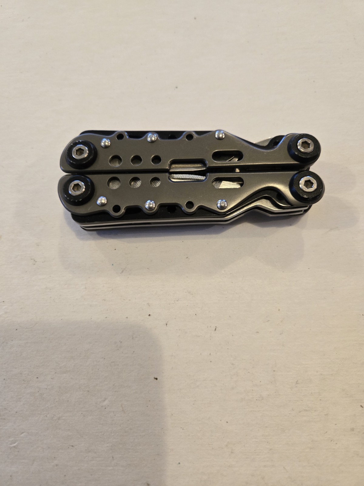 Winchester Stainless Steel 10-in-1 Multi Tool, Gray