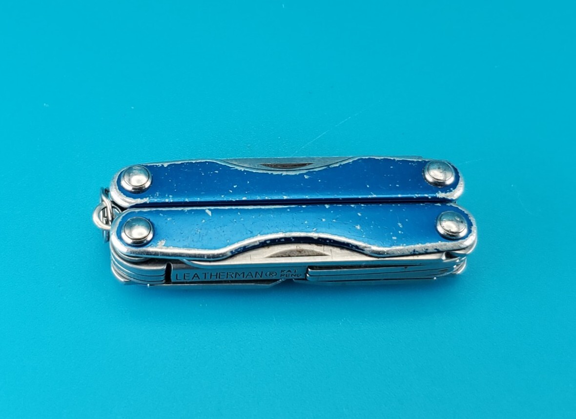 Leatherman Squirt S4 Multi-Tool, Key Ring, Retired, BLUE!