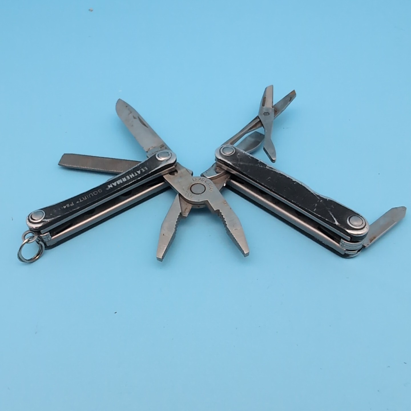 Leatherman Squirt PS4 Multi Tool Knife Pliers Scissors MATTE BLACK Q91