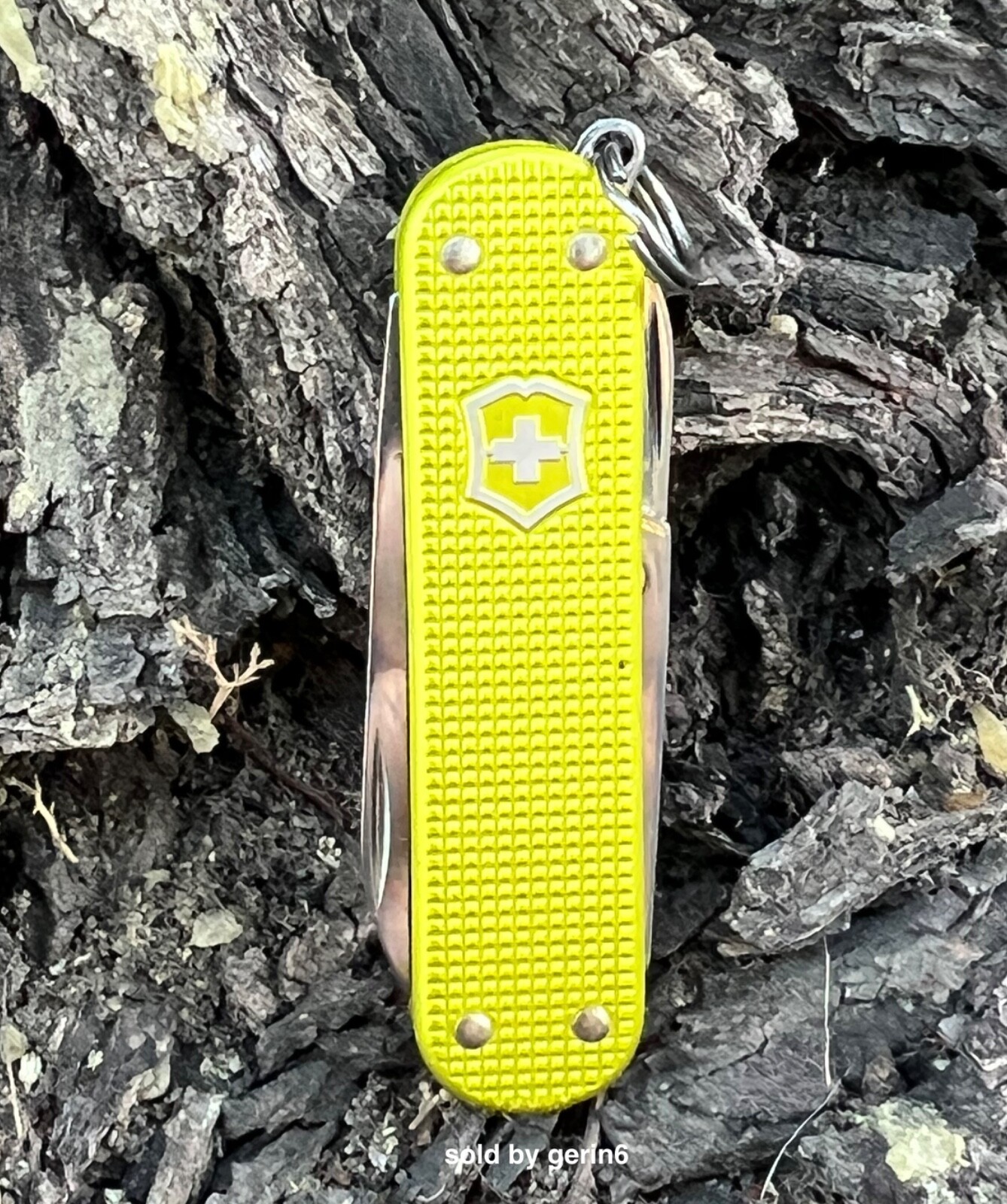 Swiss Army Knife, Classic, Electric Yellow Alox Victorinox, 0.6221.L23, NIB