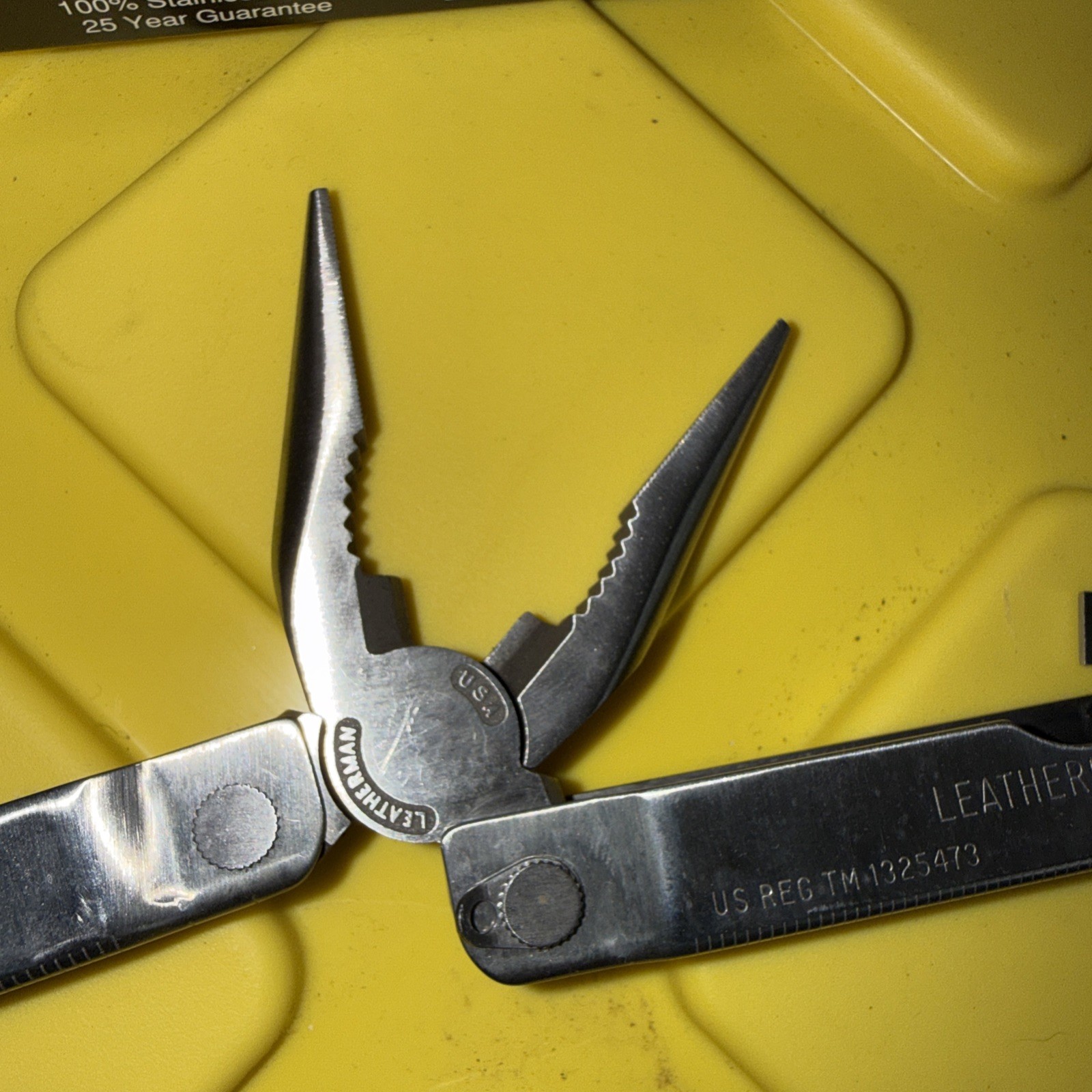 Leatherman Pocket Survival Tool Pliers In Your Pocket OriginalMultiTool NEW NIB