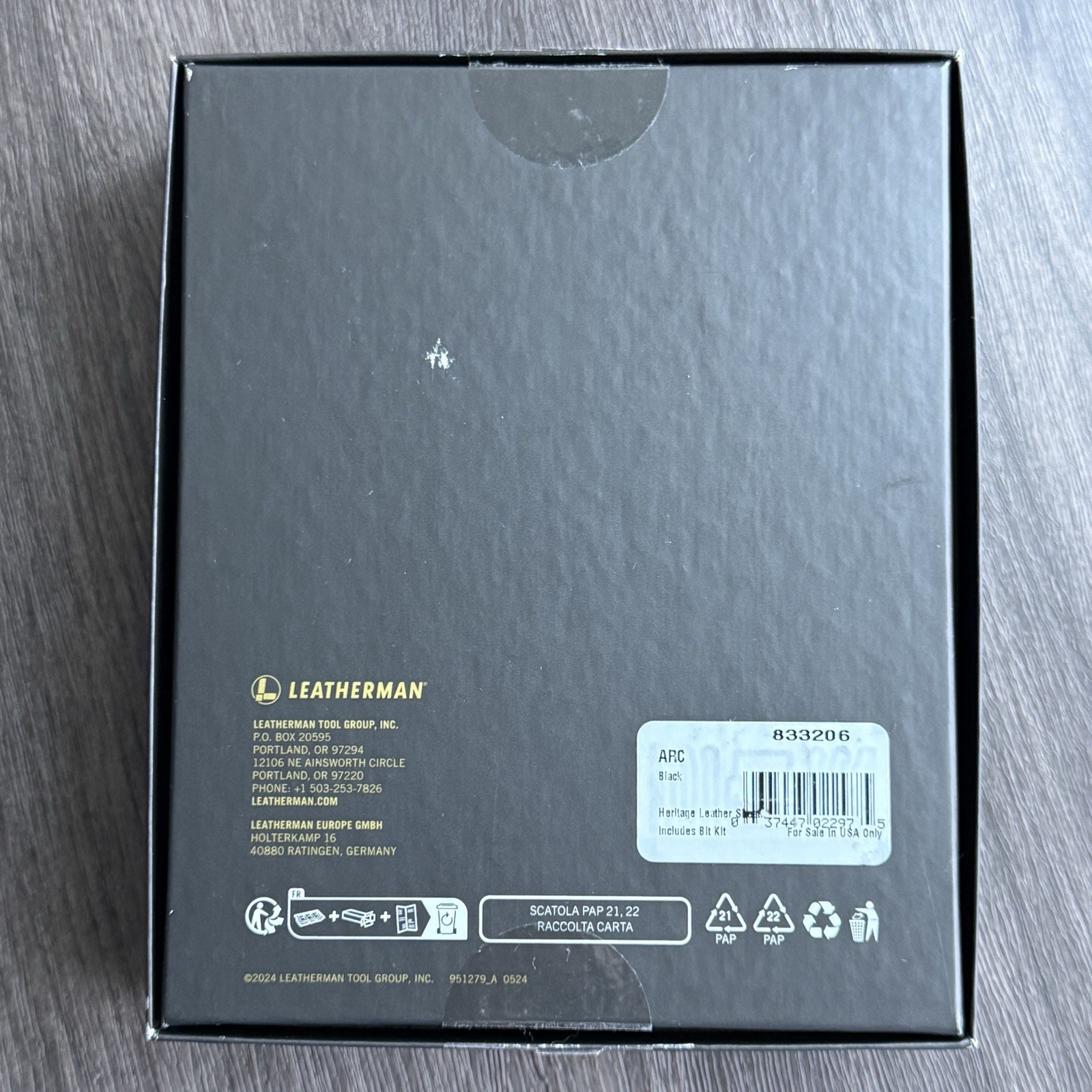Leatherman Arc Obsidian Multitool. Limited Edition w/Leather Sheath. Opened Box
