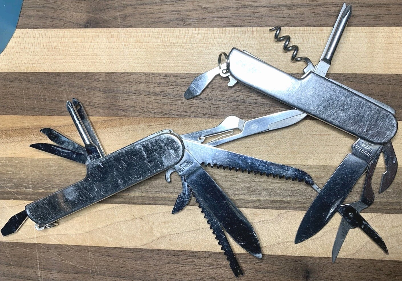 Lot 2 Versatile Multi-Tool Pocket Knives 10/7 PC Stainless
