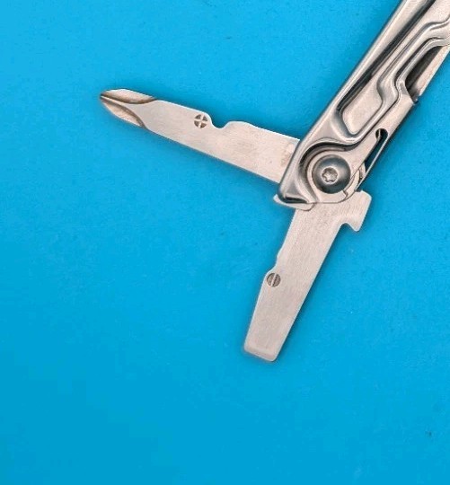 Leatherman Bolster 13 Tool Stainless Steel Multi-Tool!
