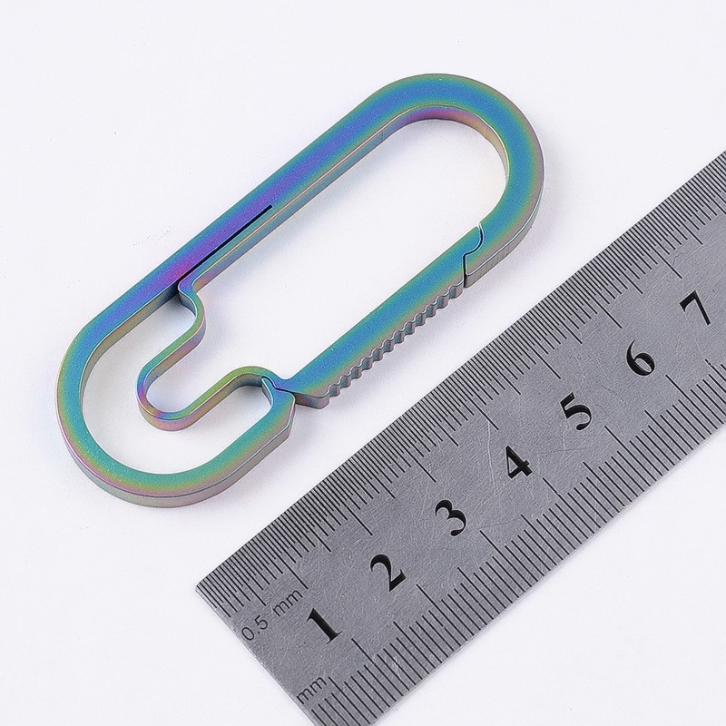 Men’s Metal Alloy Key Holder – Simple Carabiner Style Keychain for Car Keys 1Pcs