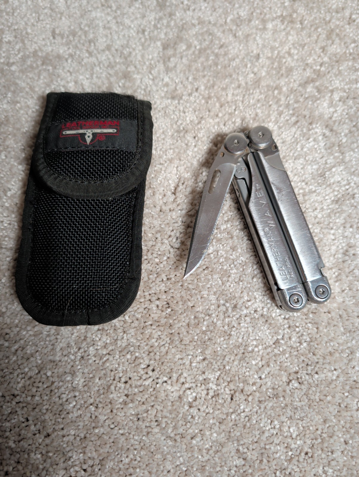 Retired Original Leatherman Wave Multitool w/Sheath