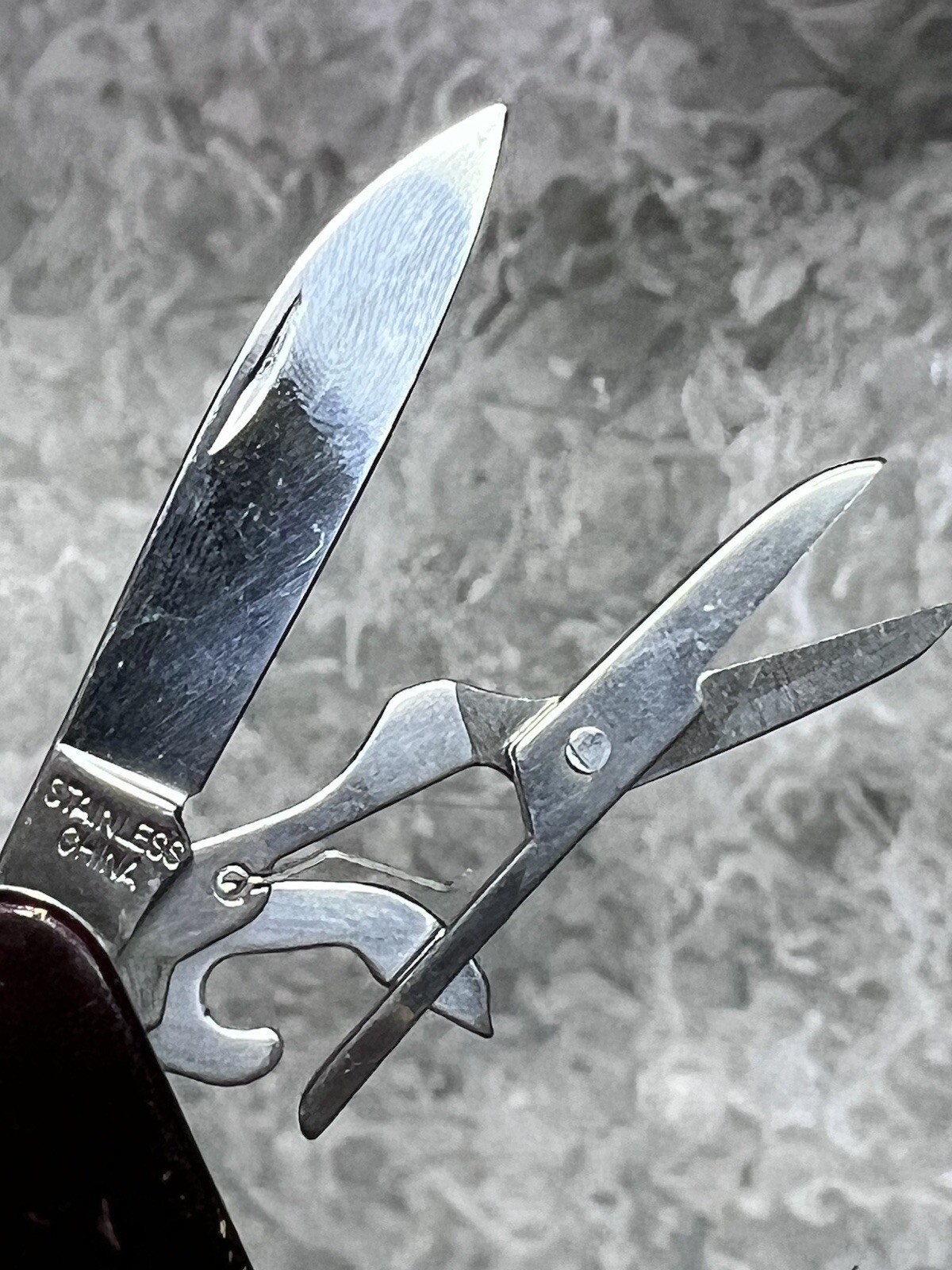Vintage White House Retreat Multi Tool Pocket Camping Folding Army Knife #1693