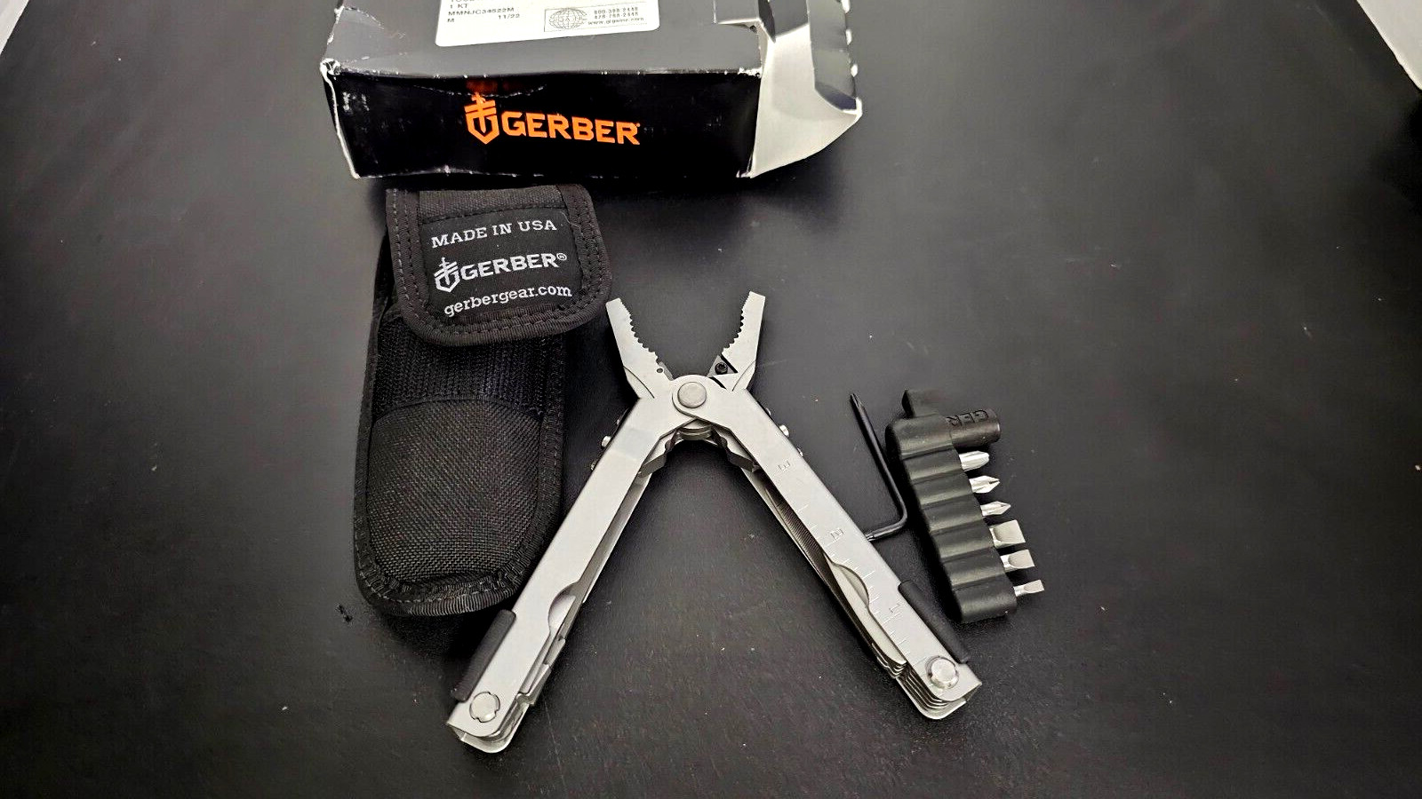 Vintage Gerber Multi-Tool Kit w/ Lock & Cloth Pouch 07500 Knife Saw Filer Pliers