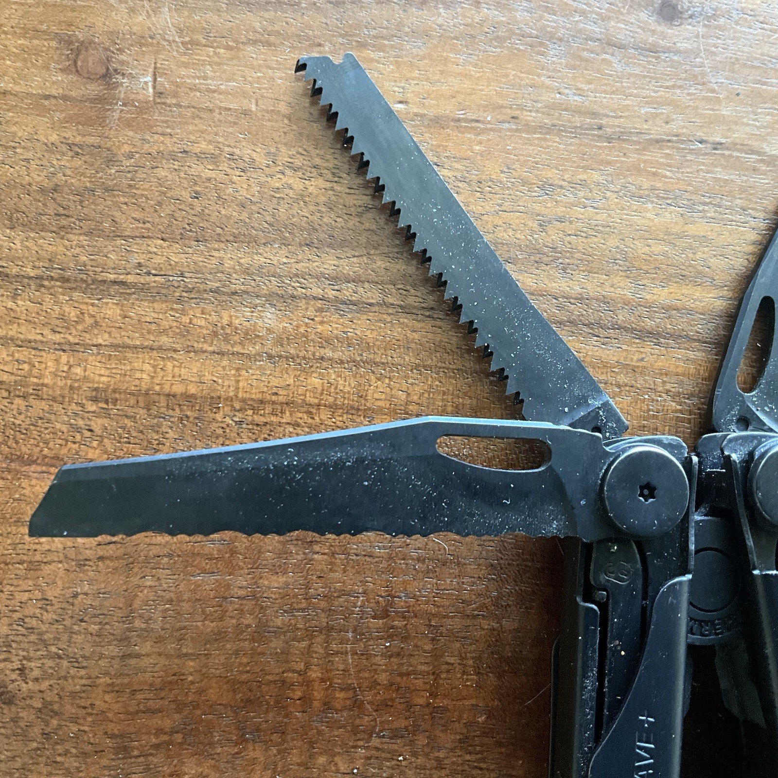 Leatherman Wave Plus+ Stainless Multi-Tool Sheath Date Code 0421 (April 2021)