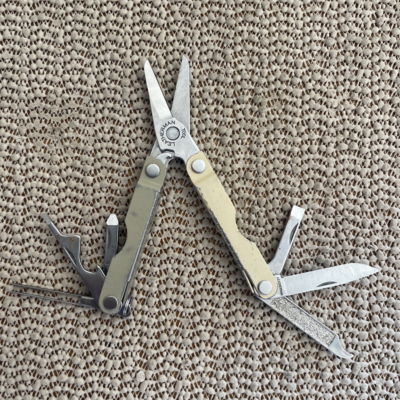 LEATHERMAN, Micra, Keychain Multi-Tool Winter Fog