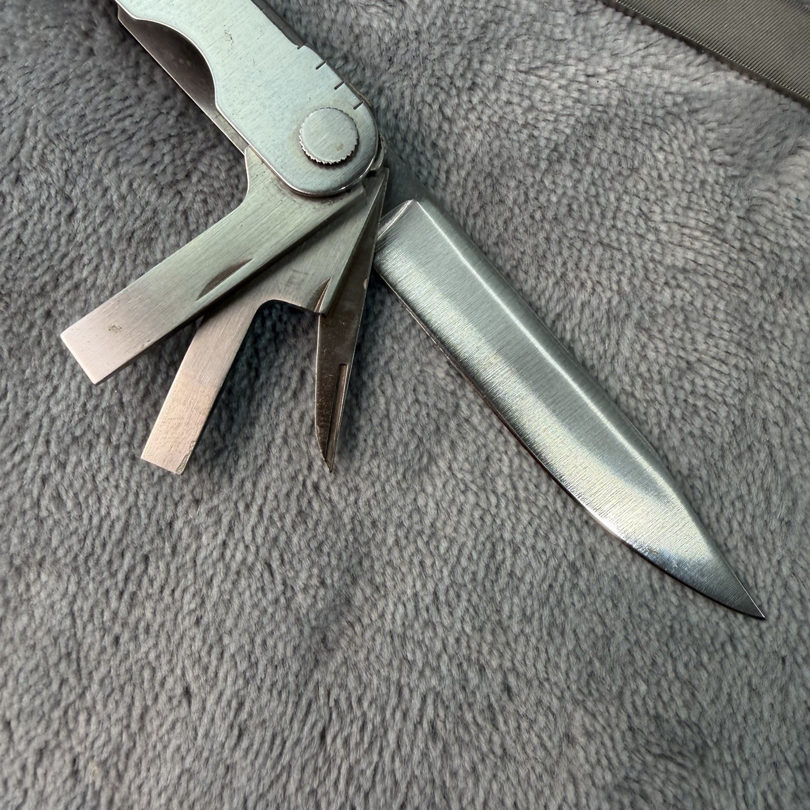 Vtg Original Leatherman Multi-Tool Portland Oregon 1325473 EXC No Sheath B444