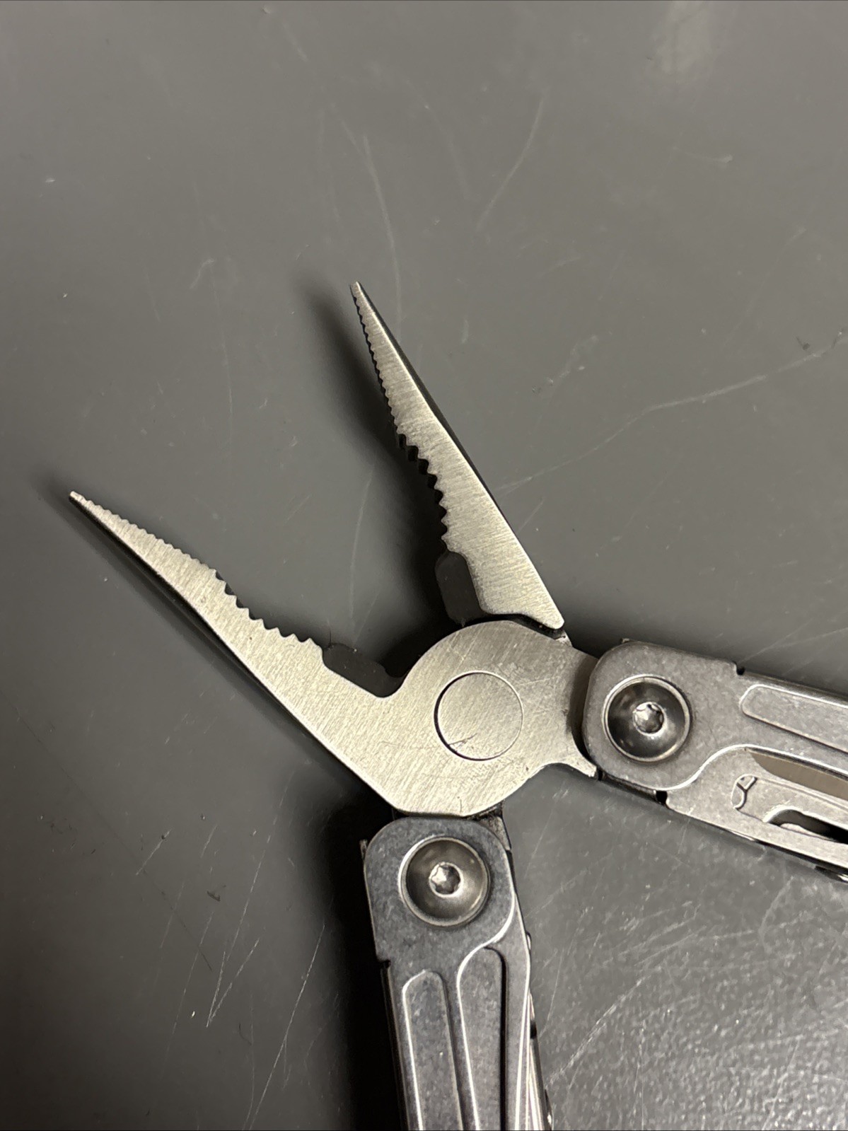 LEATHERMAN MULTI TOOL – WINGMAN