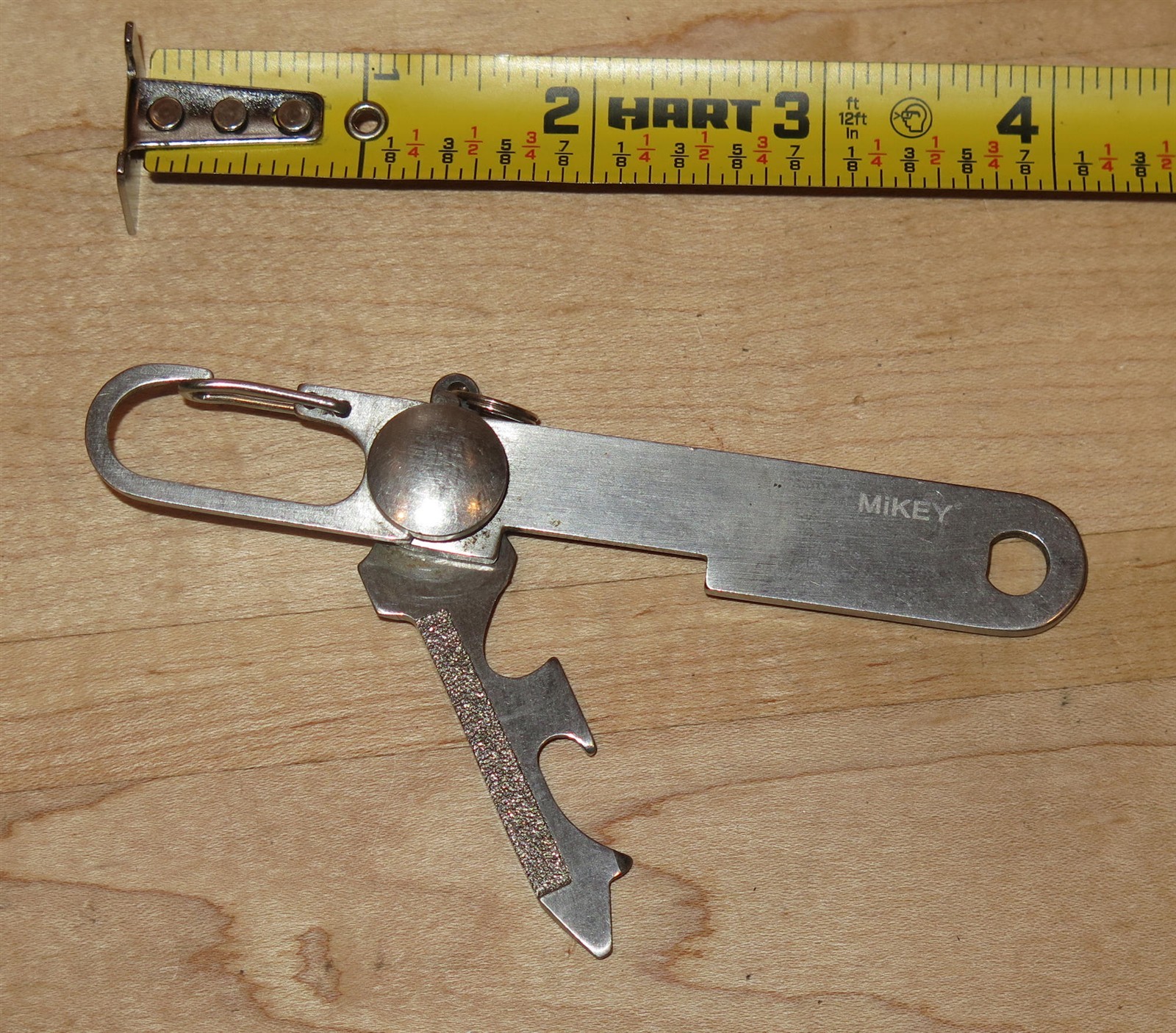 True Utility CONNECT Mikey 6-Function Multi-Tool with Key Holder Caribiner