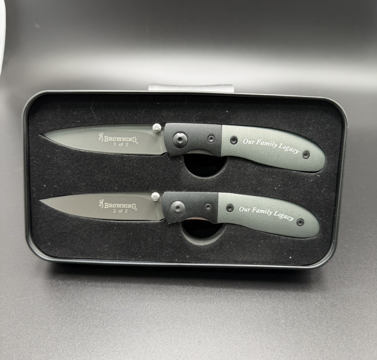 BROWNING “OUR FAMILY LEGACY” POCKET KNIFE SET (J01027862)