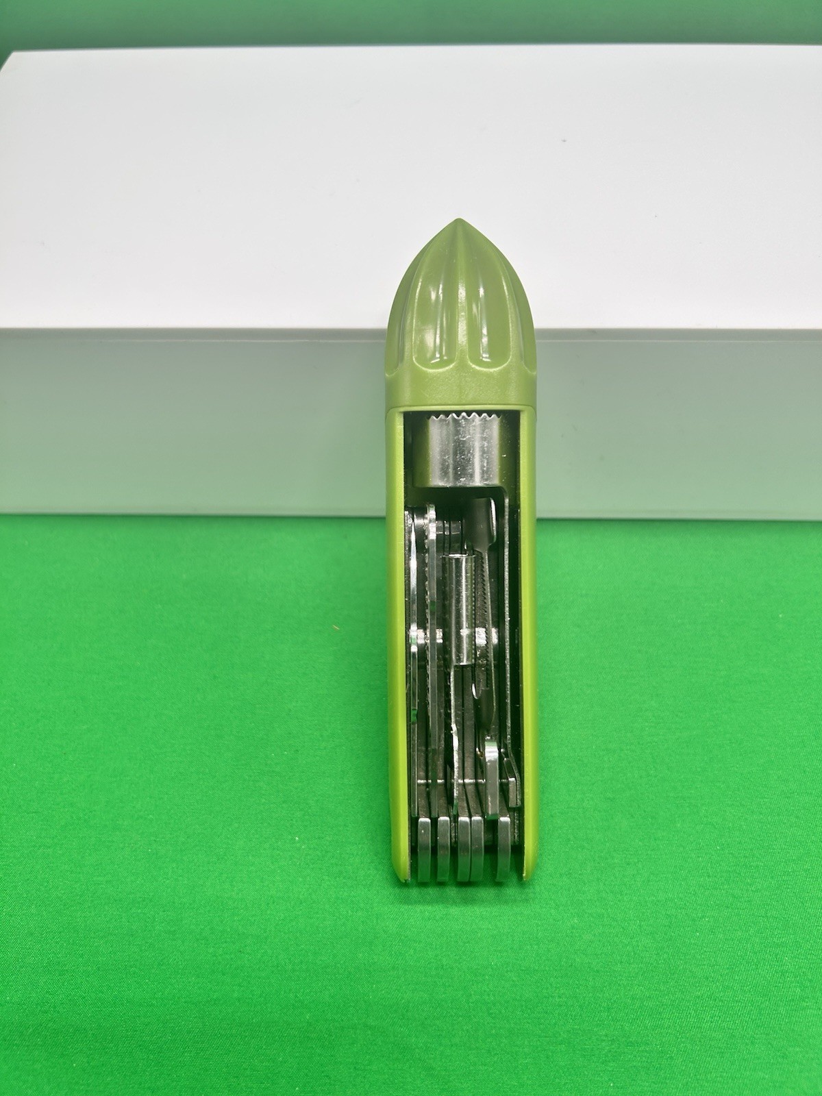 Prepara Multi Kitchen 6 Tool Green Camping and Hiking Foldable Tool