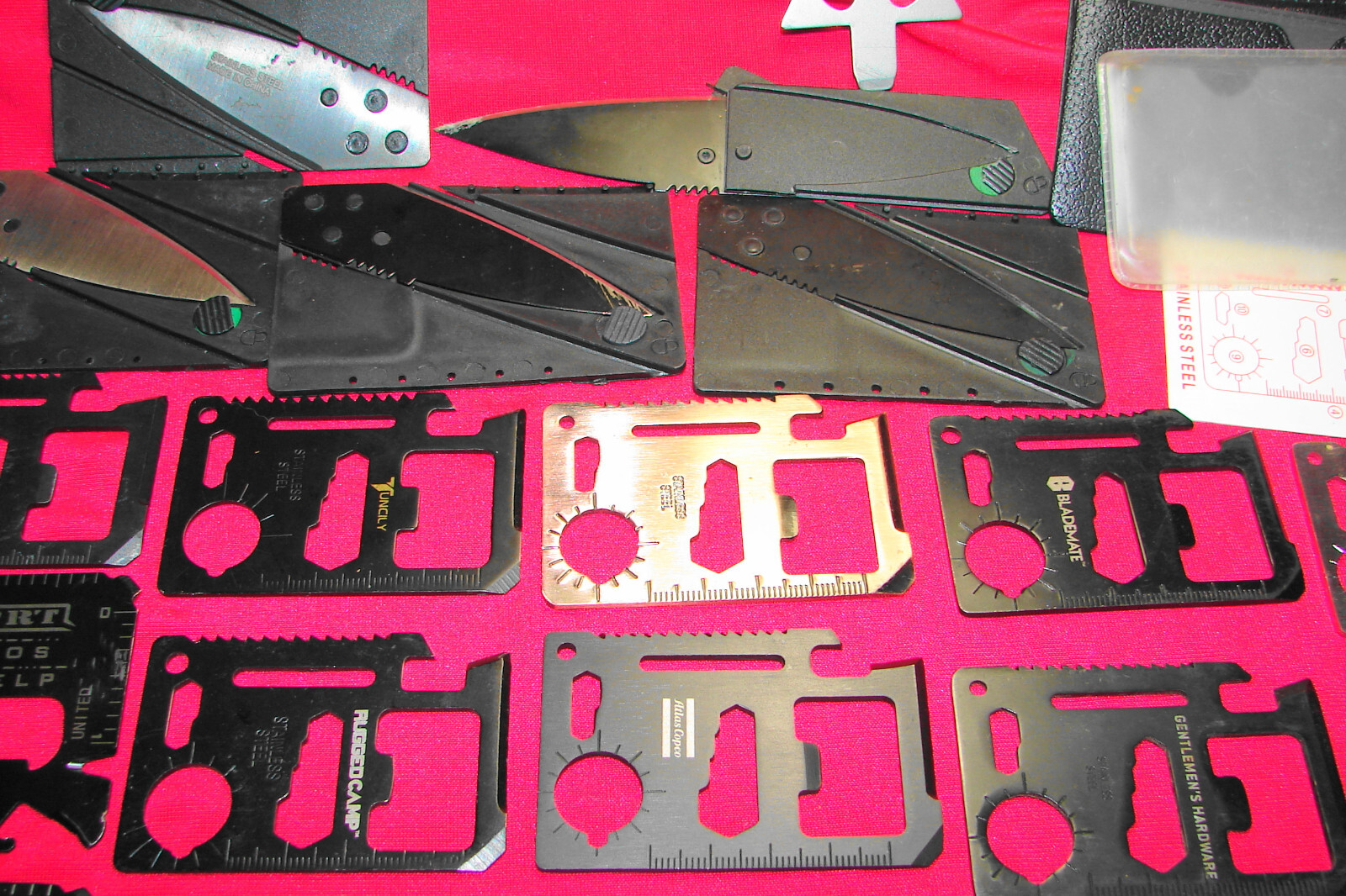 Wallet Multitool,20,Multipurpose Pocket Survival Tool.11+ Function Knife,Camping