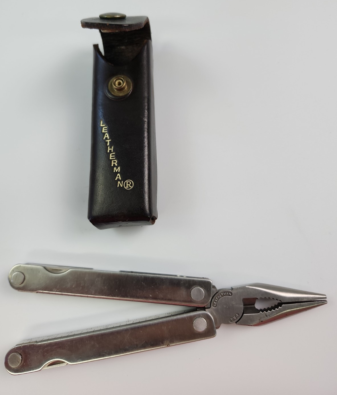 Vintage Leatherman Multi Tool w/ Original Leather Case Sheath US REG TM 1325473