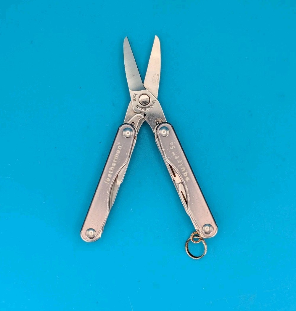 Leatherman Squirt S4 Multi-Tool, Key Ring, Retired, GRAY!