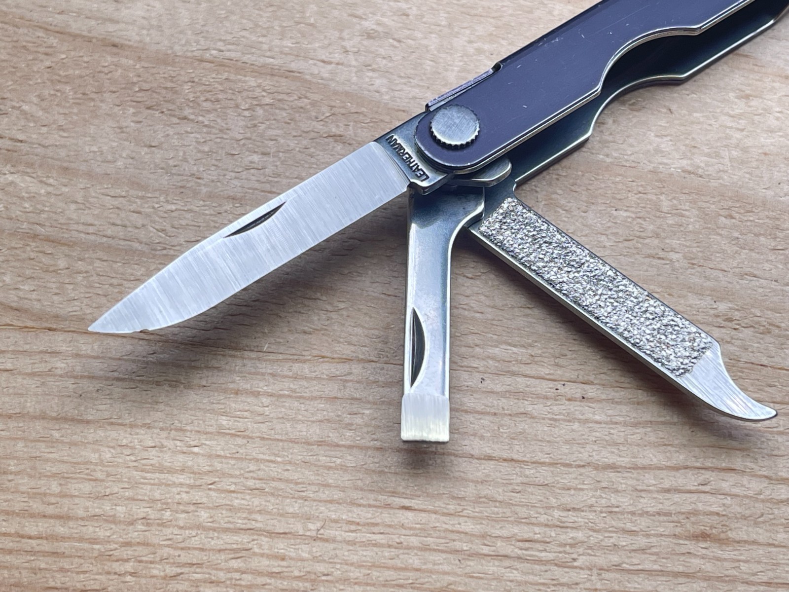 Leatherman Micra Gray Anodized Aluminum Multi-tool Knife 01/17