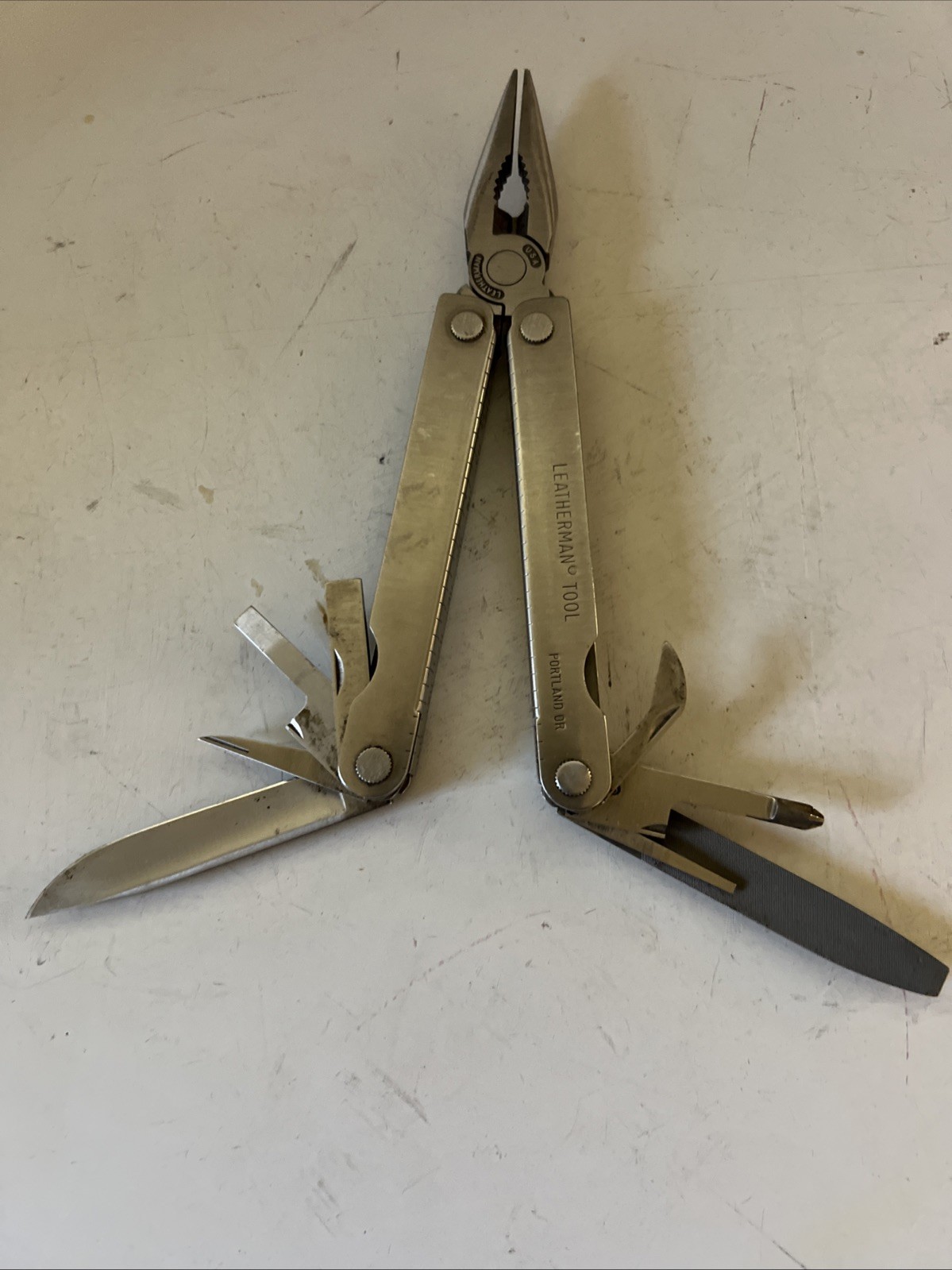 VINTAGE LEATHERMAN SURVIVAL TOOL ORIGINAL MULTI-TOOL TM1325473 Mint Condition