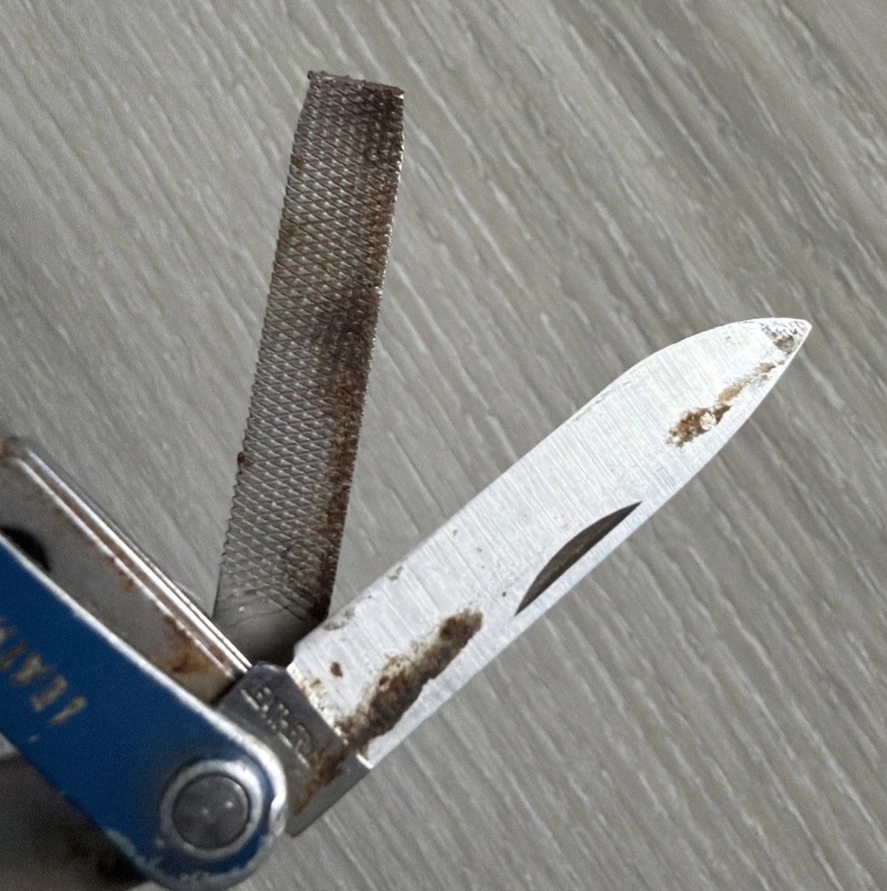 Leatherman Squirt PS4 MultiTool Knife File Lot-2 Scissors Broken Rusty Parts