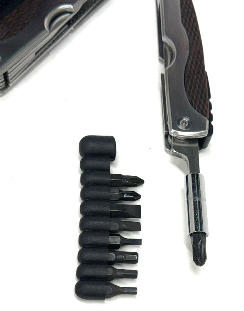Winchester Multi Tool + Pocket Knife + 7 extensions + 8 pc accessories + Pliers