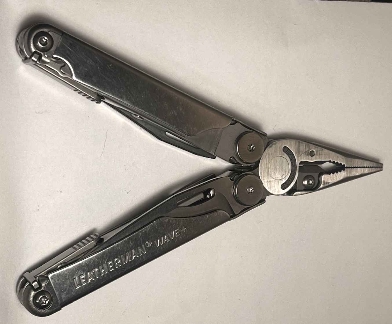 LEATHERMAN Wave + Plus Multi-Tool Pliers 18 In 1 Silver EXCELLENT CONDITION