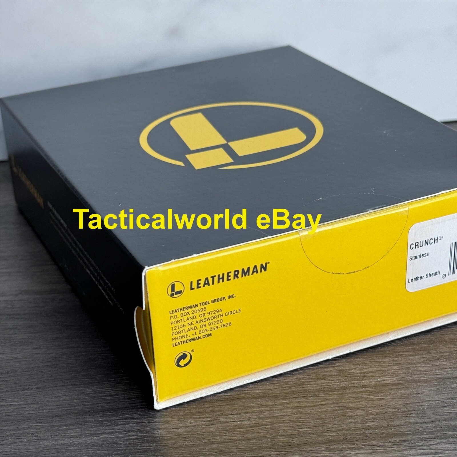 Leatherman Crunch multitool, 100% leather sheath. Made in USA