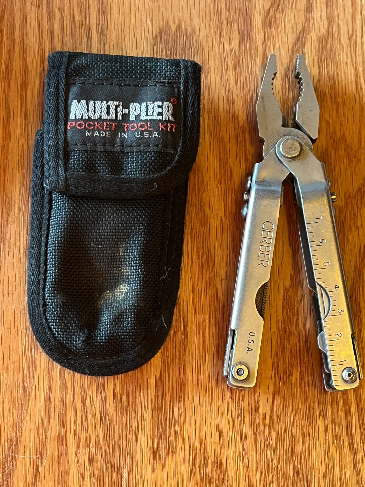 Super rare Gerber multi plier pocket tool kit sheath with blunt nose MP400