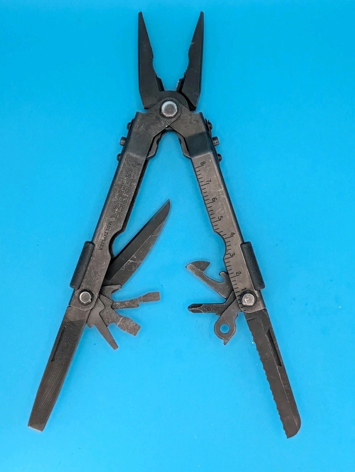 Gerber MP600 Black Oxide Multi-Tool Needle Nose Pliers!